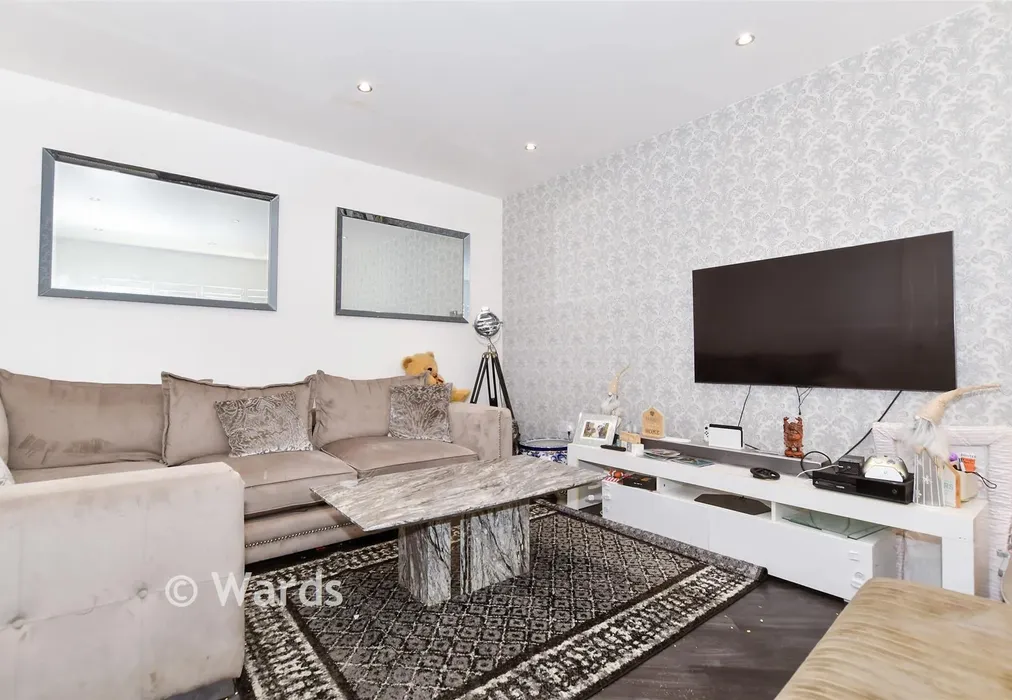 Lounge - Stone Gardens, Halling, Rochester, Kent - Wards of Kent