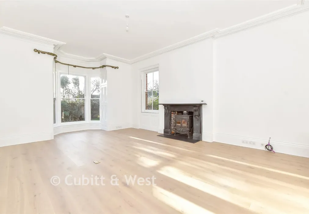 Lounge - New Brighton Road, Emsworth, Hampshire - Wards of Kent
