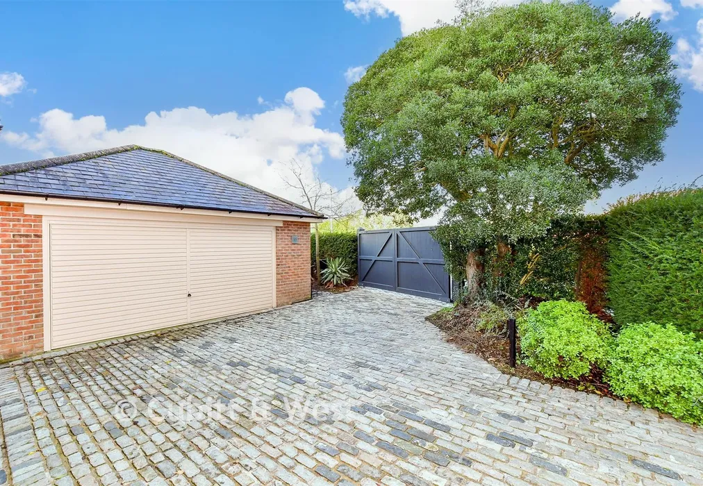 Driveway/Parking - New Brighton Road, Emsworth, Hampshire - Wards of Kent