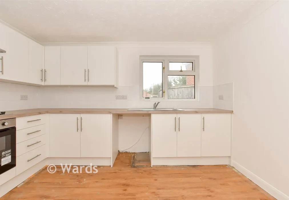 Kitchen - Astley Avenue, Dover, Kent - Wards of Kent