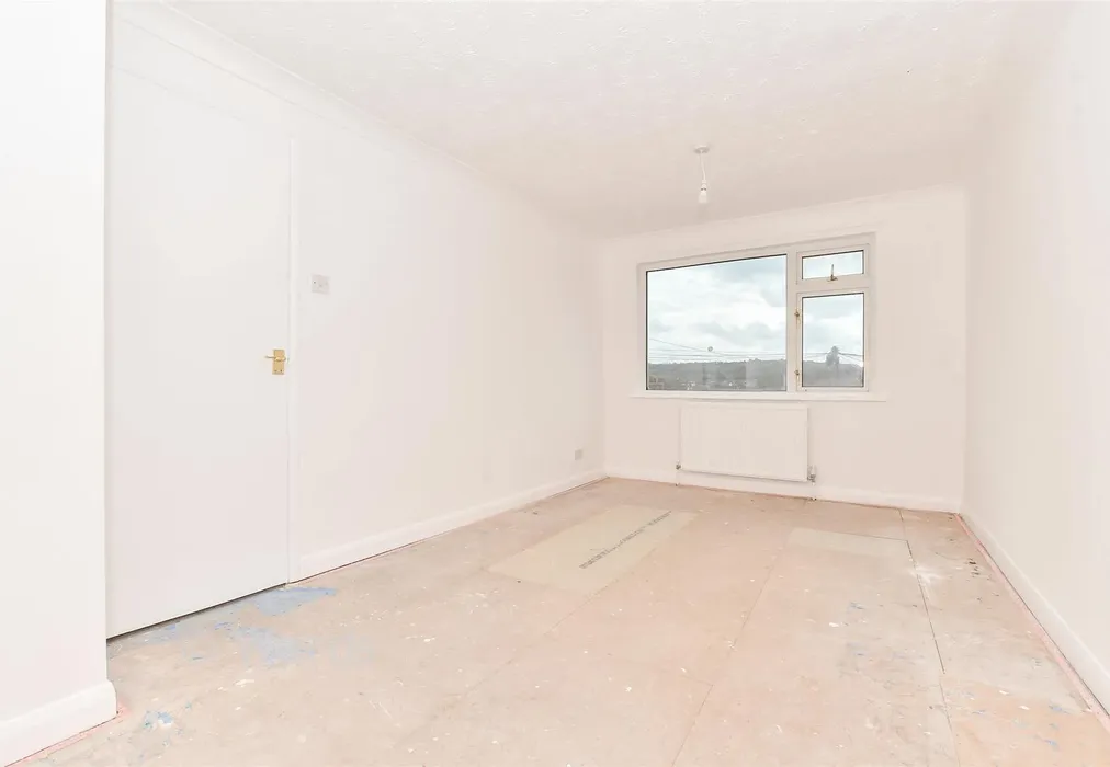 Lounge - Astley Avenue, Dover, Kent - Wards of Kent