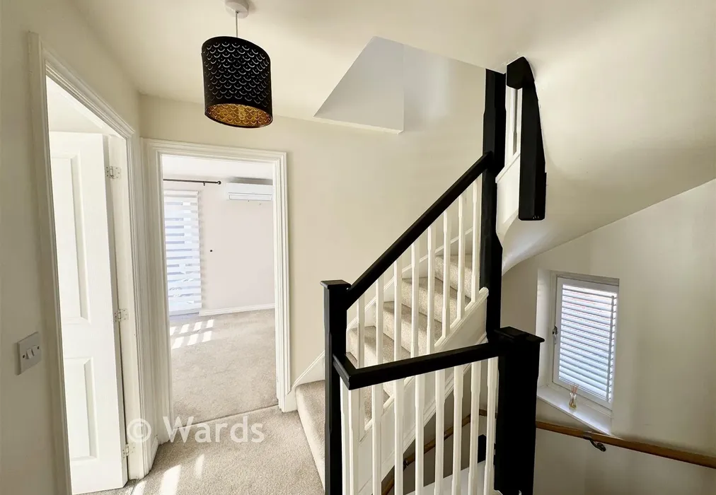 Landing - Hawley Drive, Leybourne, West Malling, Kent - Wards of Kent