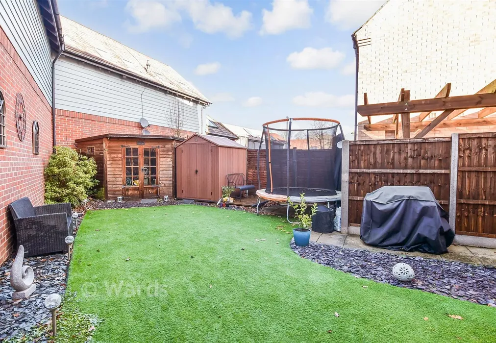 Rear Garden - Hawley Drive, Leybourne, West Malling, Kent - Wards of Kent