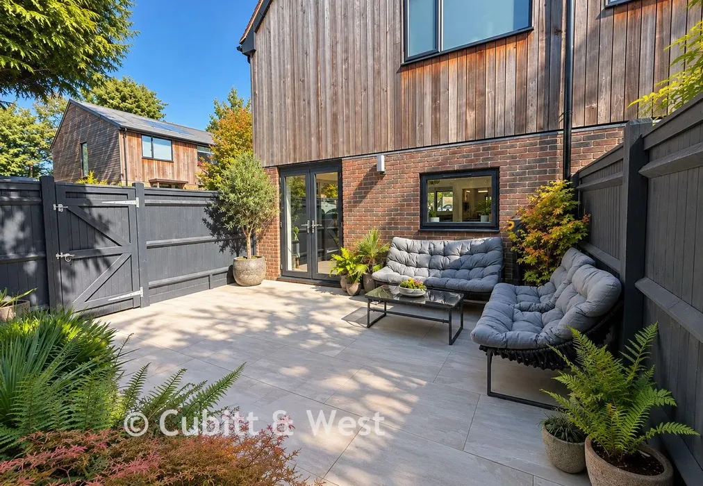 Rear Garden - Lewes Road, Blackboys, Uckfield, East Sussex - Wards of Kent