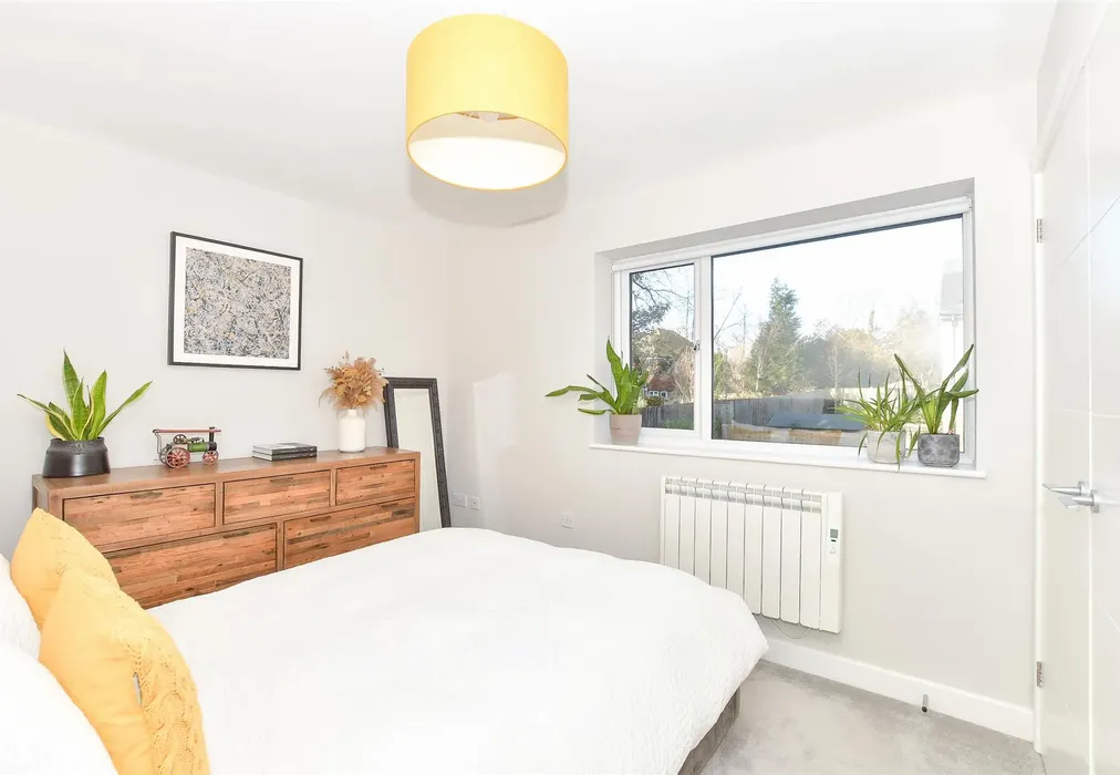 Bedroom 2 - Lewes Road, Blackboys, Uckfield, East Sussex - Wards of Kent