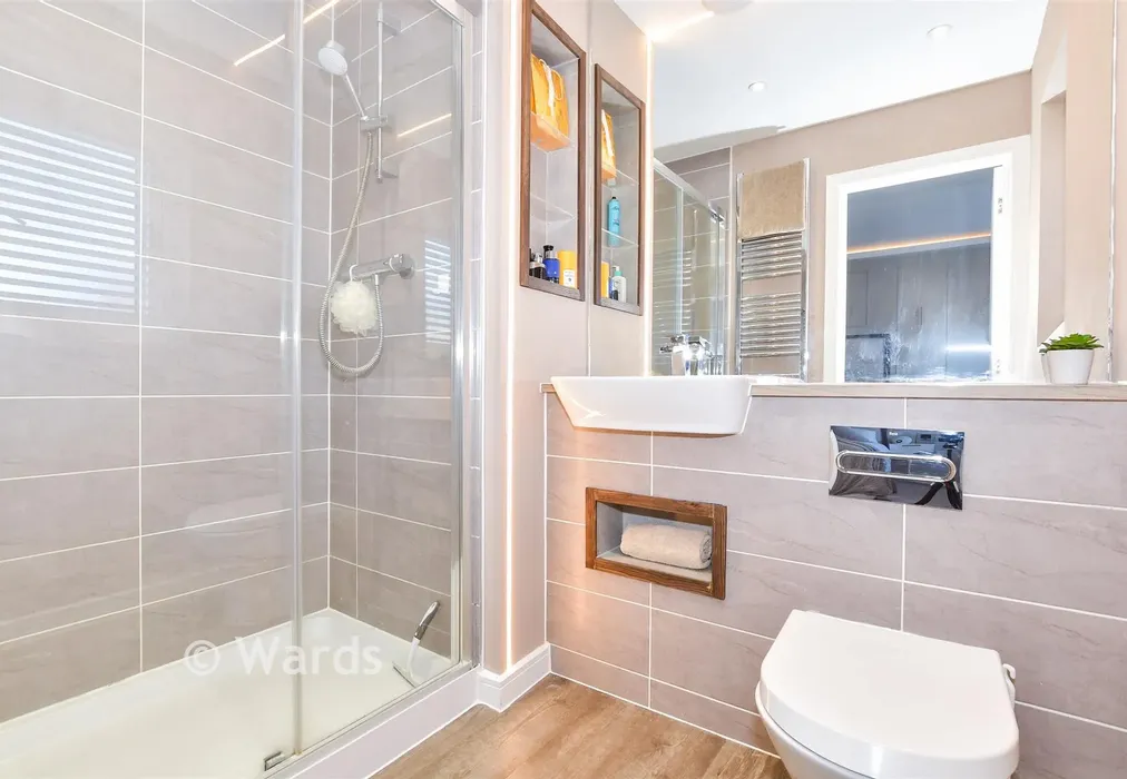 En-Suite Shower Room - Pentecost Lane, Otham, Maidstone, Kent - Wards of Kent