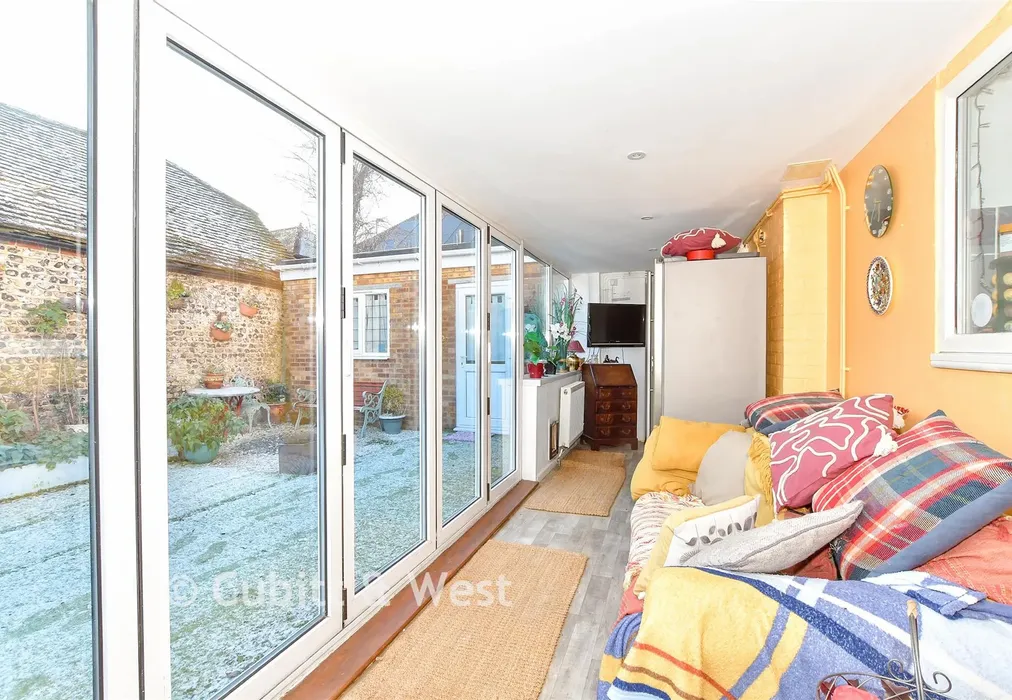 Family Room - The Brow, Widley, Waterlooville, Hampshire - Wards of Kent