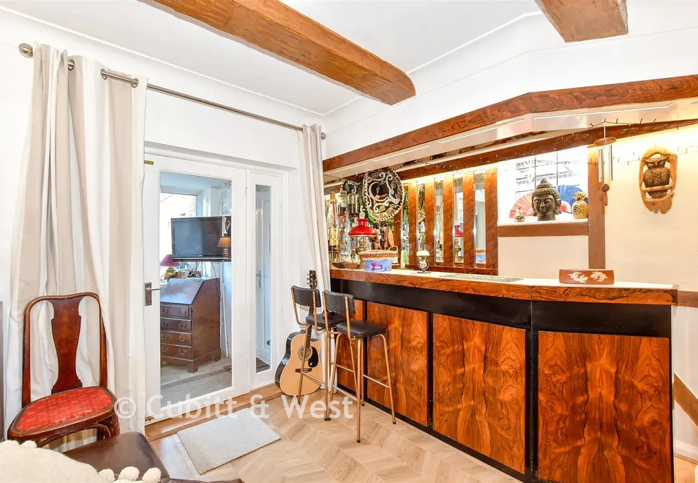 Internal Lifestyle Photograph - The Brow, Widley, Waterlooville, Hampshire - Wards of Kent