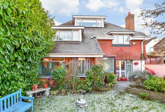 The Brow, Widley, Waterlooville, Hampshire - Wards of Kent