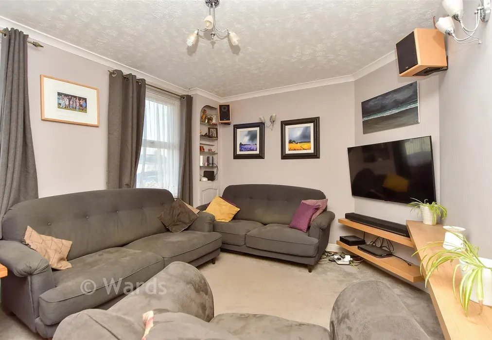 Lounge - Mead Crescent, Dartford, Kent - Wards of Kent