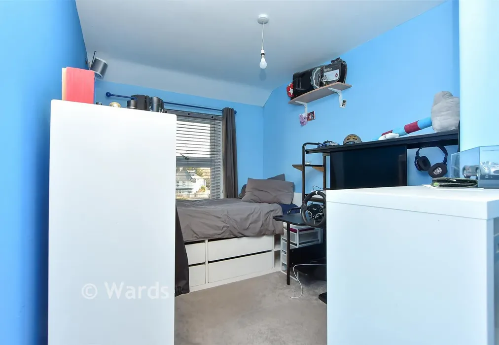 Bedroom 2 - Mead Crescent, Dartford, Kent - Wards of Kent