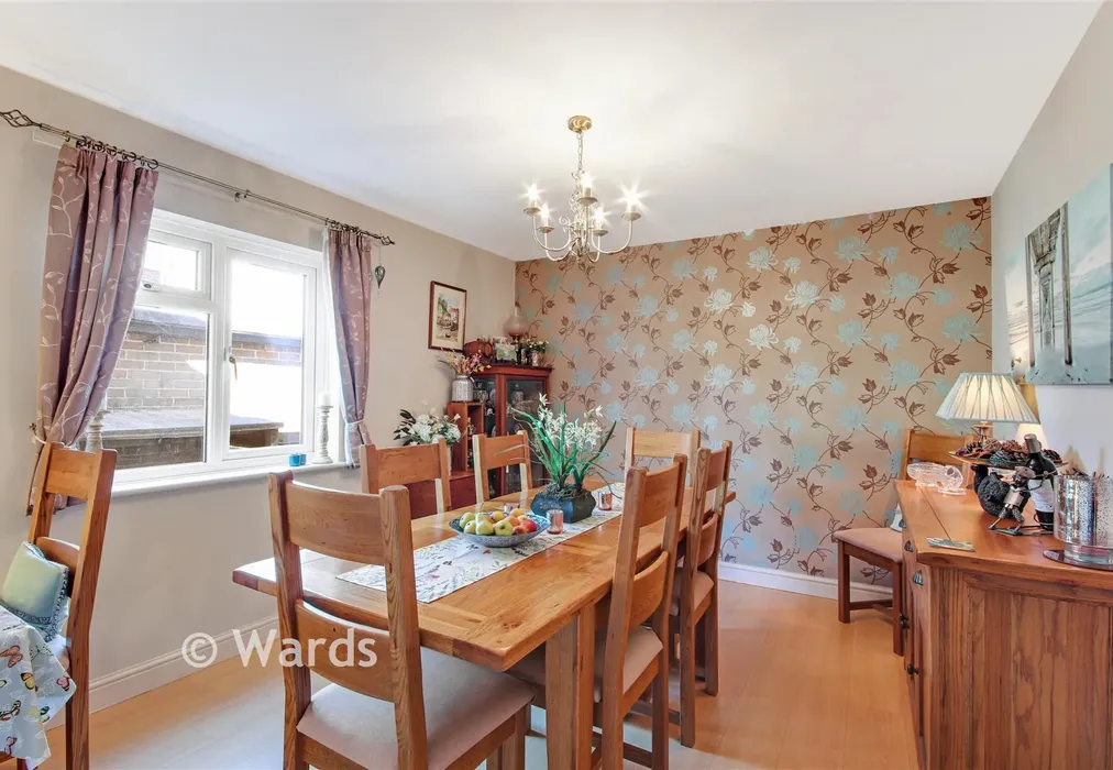 V Dining Room - Hartley Road, Cranbrook, Kent - Wards of Kent