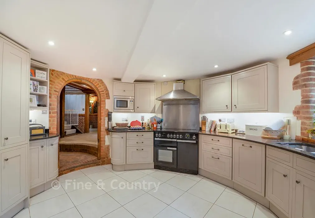 Kitchen - Crook Road, Brenchley, Tonbridge, Kent - Wards of Kent