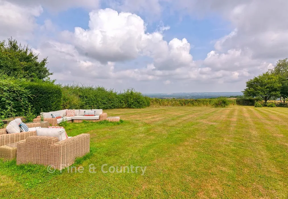 Rear Garden - Crook Road, Brenchley, Tonbridge, Kent - Wards of Kent
