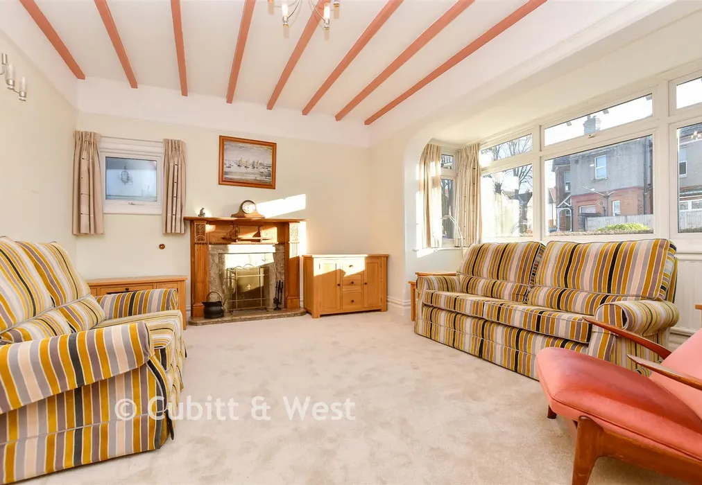 Living Room - Cranley Gardens, Wallington, Surrey - Wards of Kent