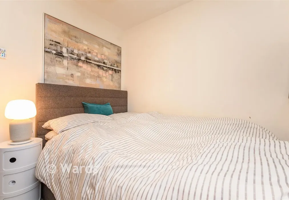 Bedroom - Osbourne Road, Dartford, Kent - Wards of Kent