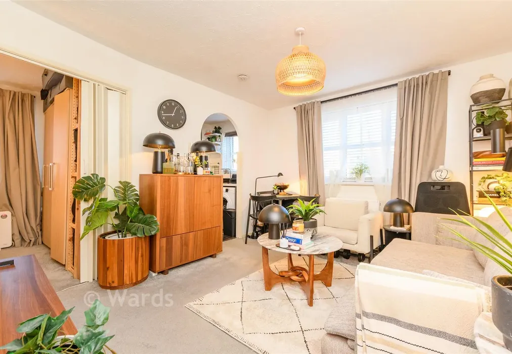 Lounge - Osbourne Road, Dartford, Kent - Wards of Kent