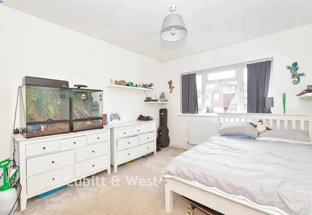 Bedroom 2 - Timberlea Close, Ashington, West Sussex - Wards of Kent