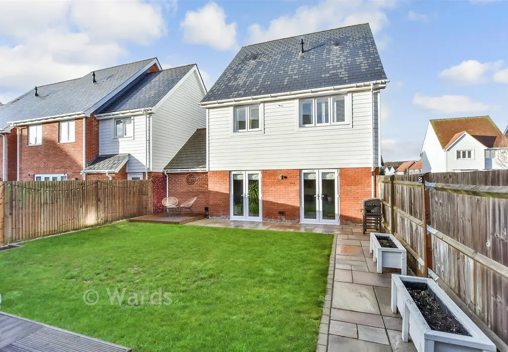 Rear Garden - Pilgrims Close, Snodland, Kent - Wards of Kent