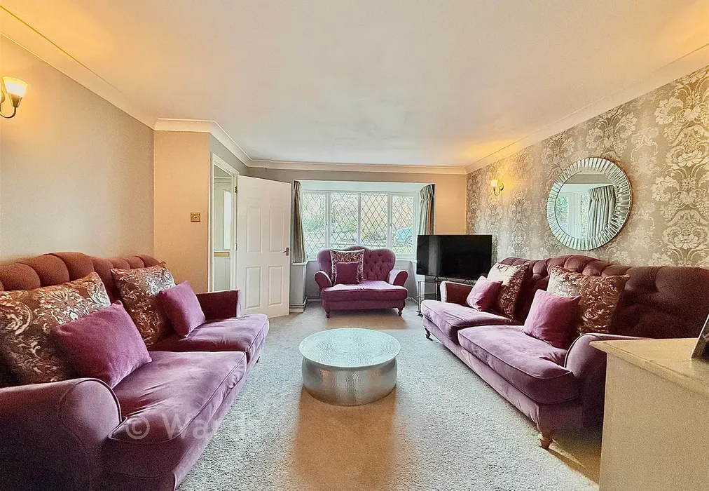 Lounge - The Russets, Meopham, Kent - Wards of Kent