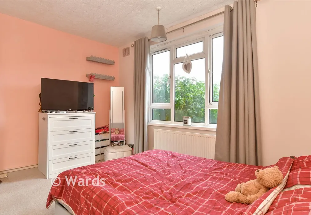 Bedroom - Dickens Avenue, Dartford, Kent - Wards of Kent