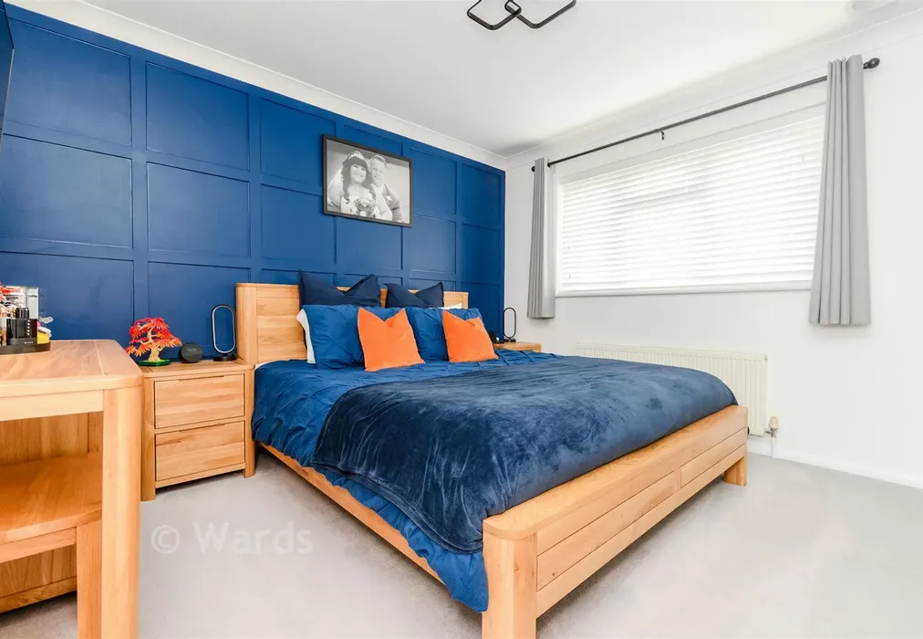 Bedroom 1 - Wall Close, Hoo, Rochester, Kent - Wards of Kent