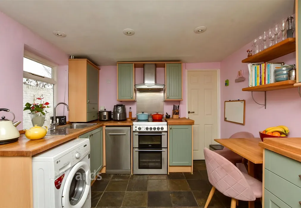 Kitchen - High Street, Wingham, Canterbury, Kent - Wards of Kent