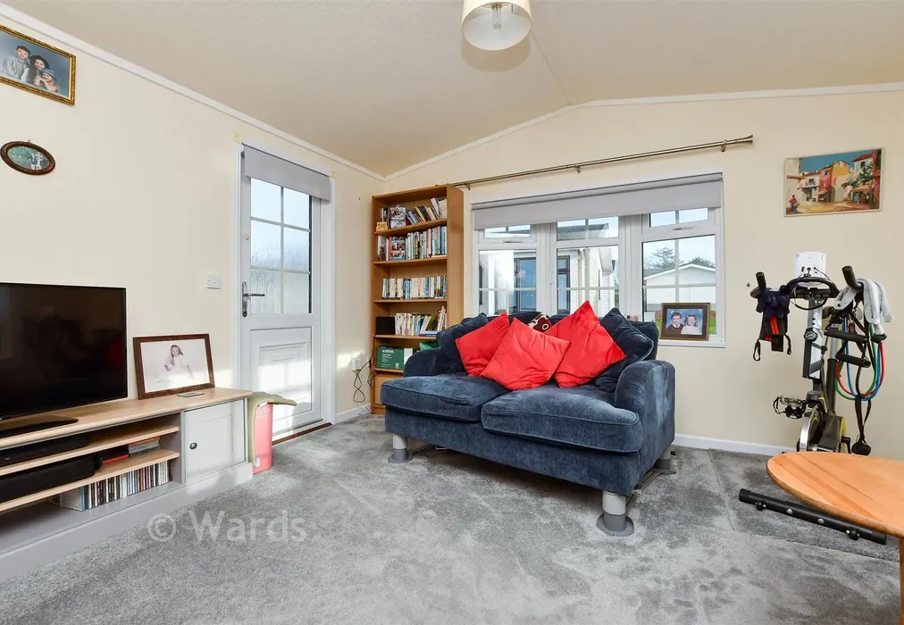Lounge - Faversham Road, Seasalter, Whitstable, Kent - Wards of Kent