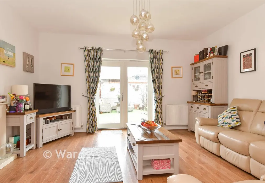 Lounge - Whitstable Road, Faversham, Kent - Wards of Kent