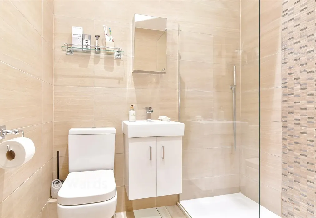 En-Suite Shower Room - Whitstable Road, Faversham, Kent - Wards of Kent