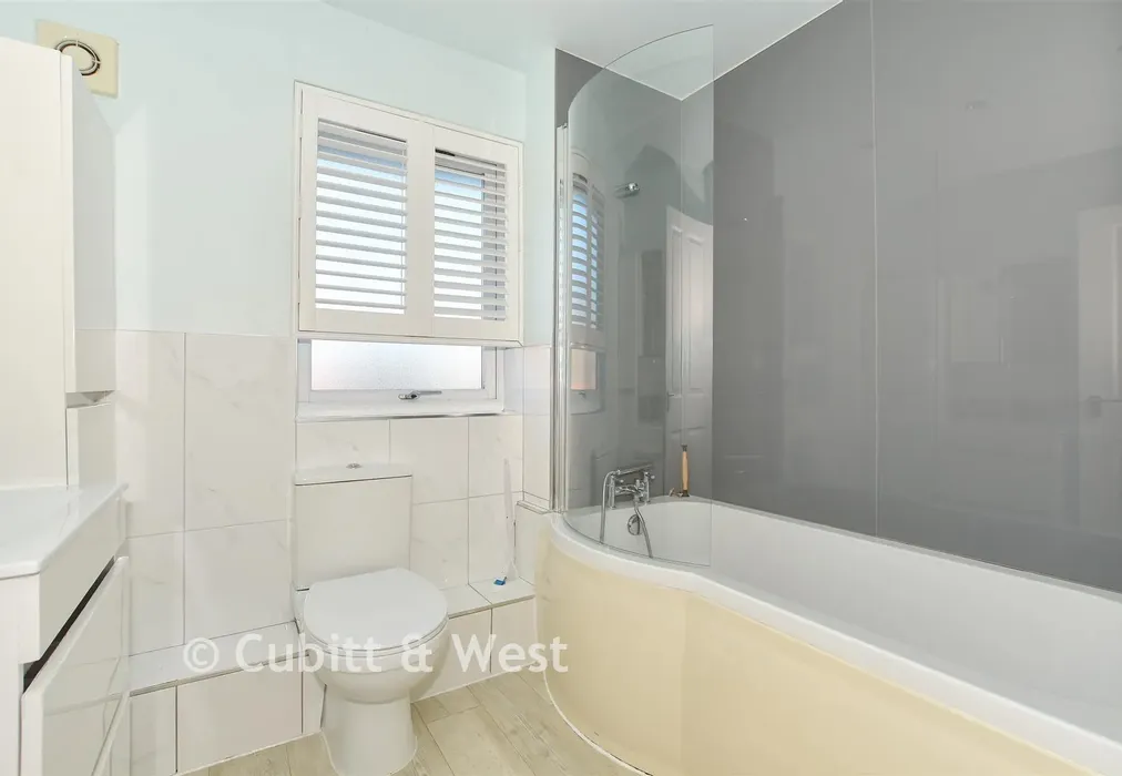 Bathroom - Pinova Close, Crawley, West Sussex - Wards of Kent