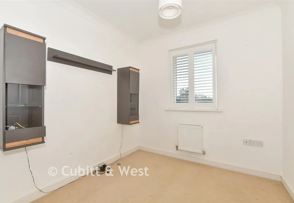 Bedroom 5 - Pinova Close, Crawley, West Sussex - Wards of Kent