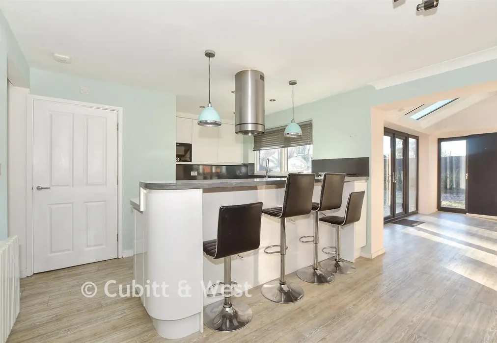 Kitchen - Pinova Close, Crawley, West Sussex - Wards of Kent