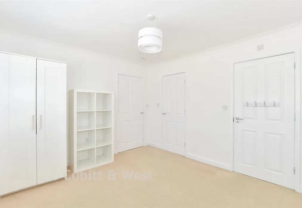 Bedroom 2 - Pinova Close, Crawley, West Sussex - Wards of Kent
