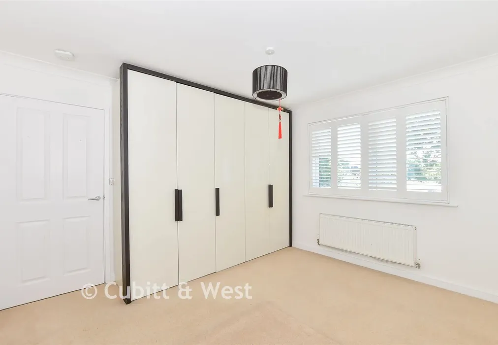 Bedroom 3 - Pinova Close, Crawley, West Sussex - Wards of Kent