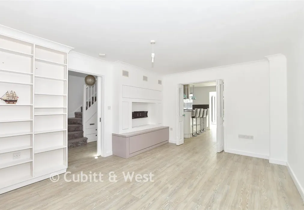 Lounge - Pinova Close, Crawley, West Sussex - Wards of Kent