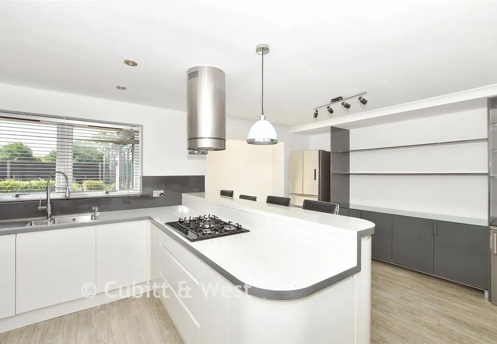 Kitchen - Pinova Close, Crawley, West Sussex - Wards of Kent