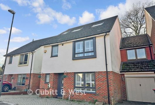 Pinova Close, Crawley, West Sussex - Wards of Kent