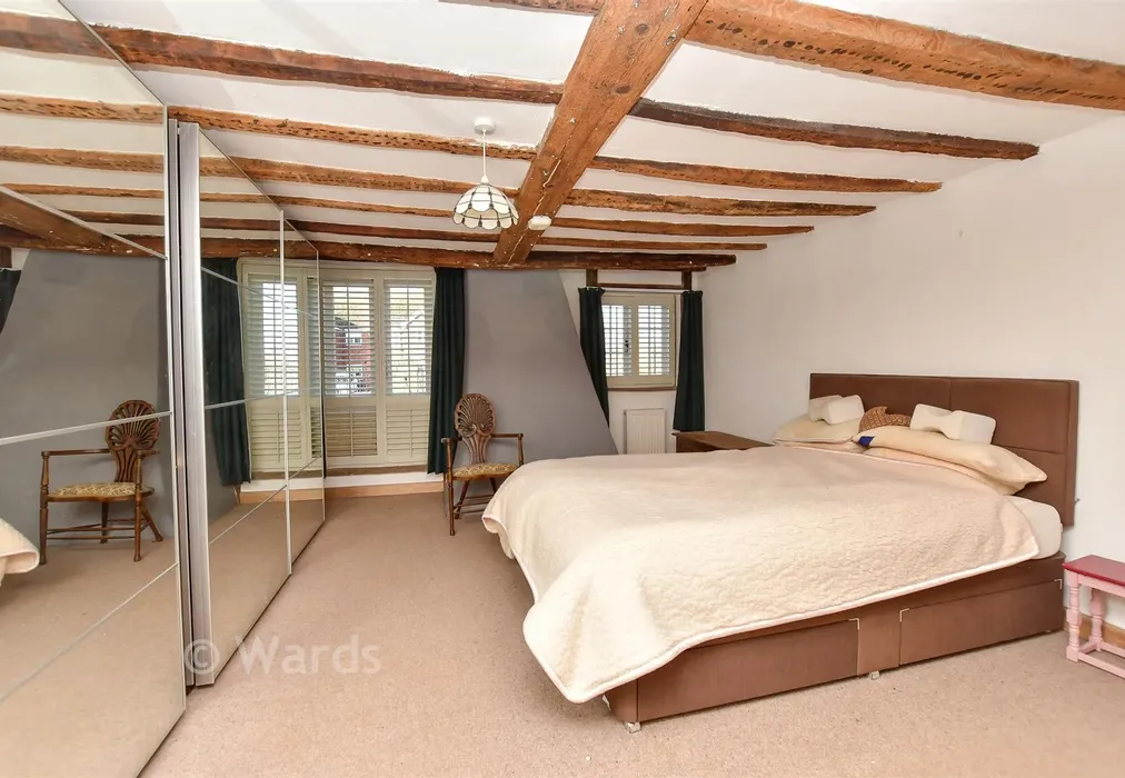 Bedroom 1 - Stoke Road, Allhallows, Rochester, Kent - Wards of Kent