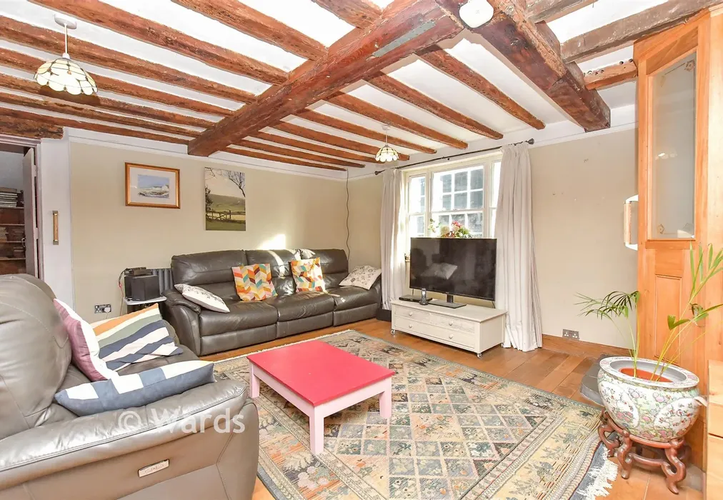 Lounge - Stoke Road, Allhallows, Rochester, Kent - Wards of Kent