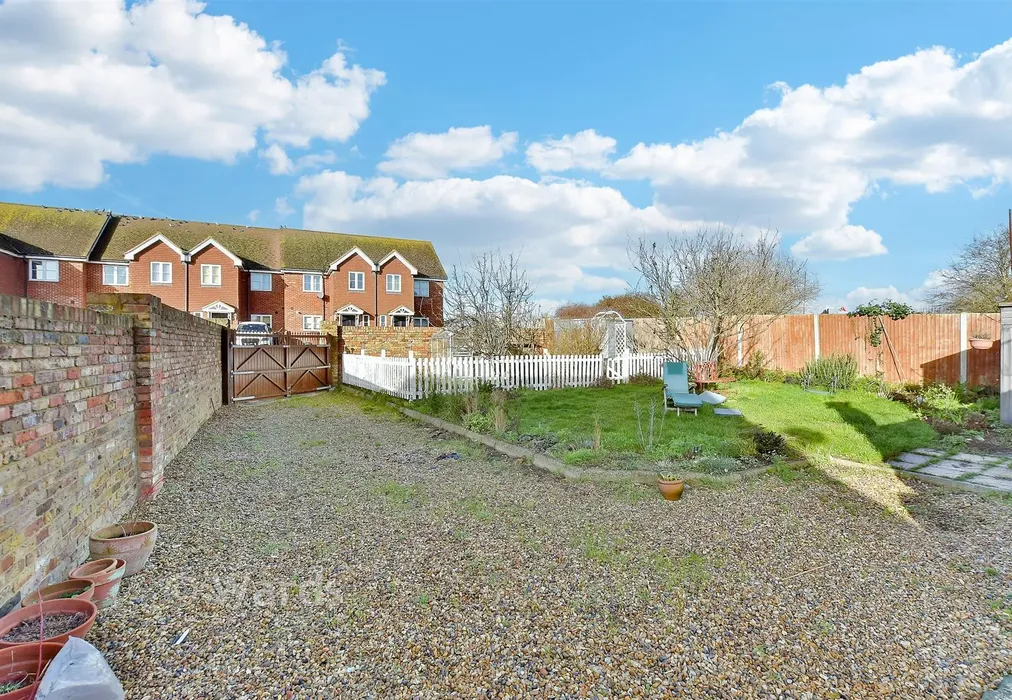 Rear Garden - Stoke Road, Allhallows, Rochester, Kent - Wards of Kent