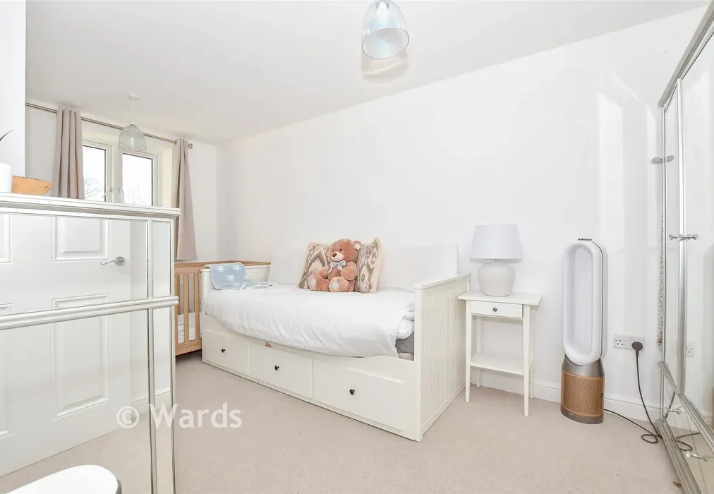 Bedroom 2 - Queen Anne Road, Maidstone, Kent - Wards of Kent