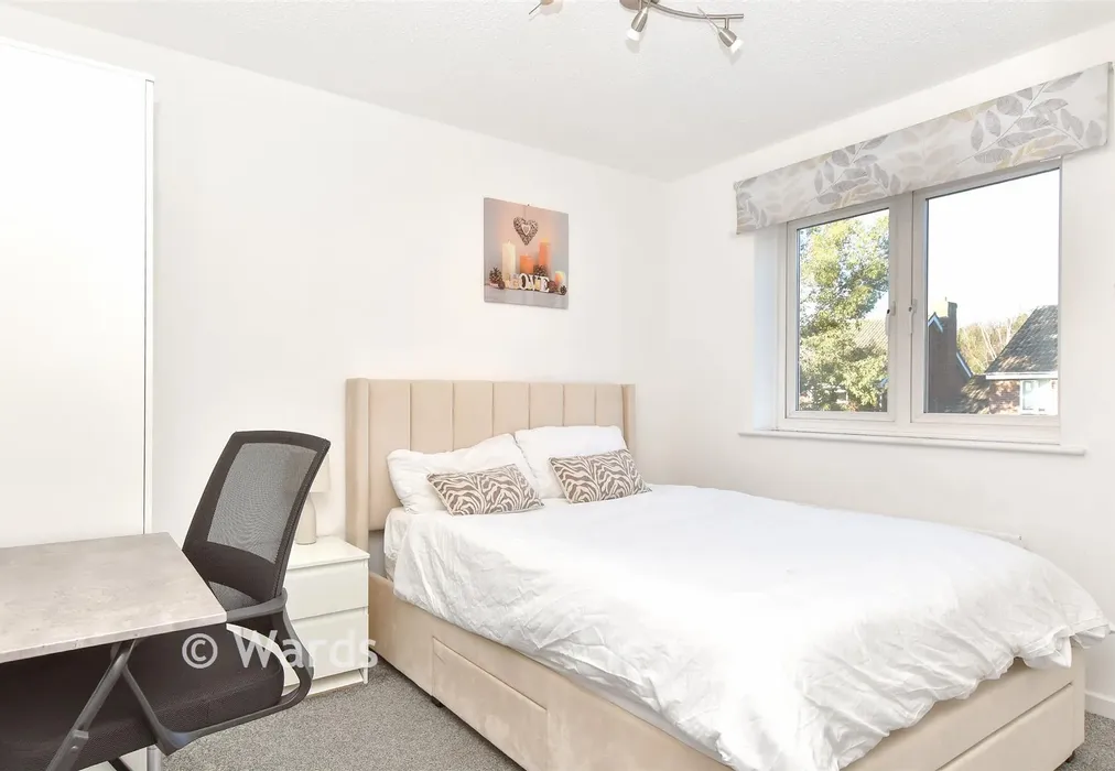 Bedroom 2 - Cranmere Court, Strood, Rochester, Kent - Wards of Kent