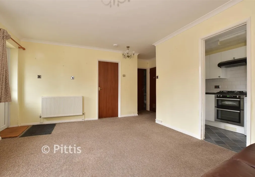 Lounge/Dining Room - Player Street, Ryde, Isle of Wight - Wards of Kent