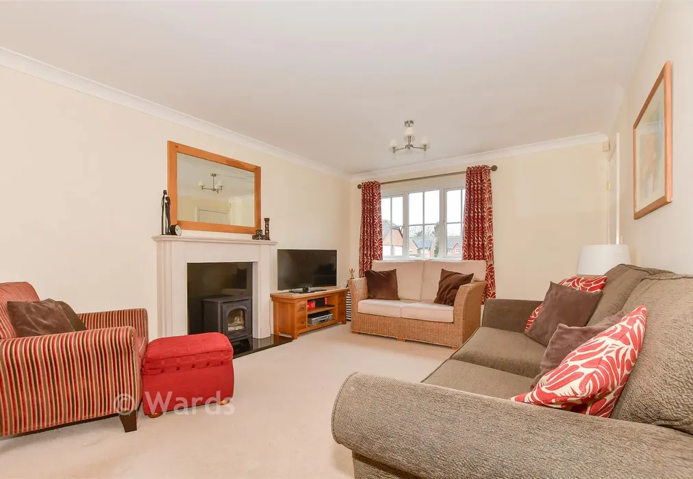 Lounge - Wye Green, Herne Bay, Kent - Wards of Kent