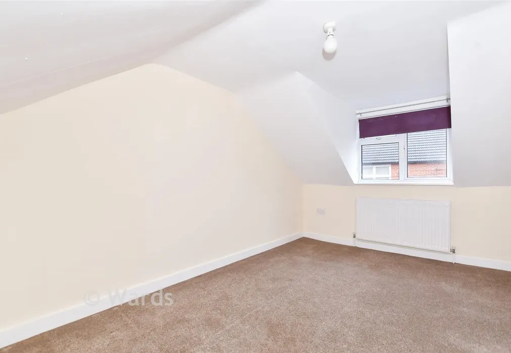 Rear Garden - Warwick Place, Maidstone, Kent - Wards of Kent