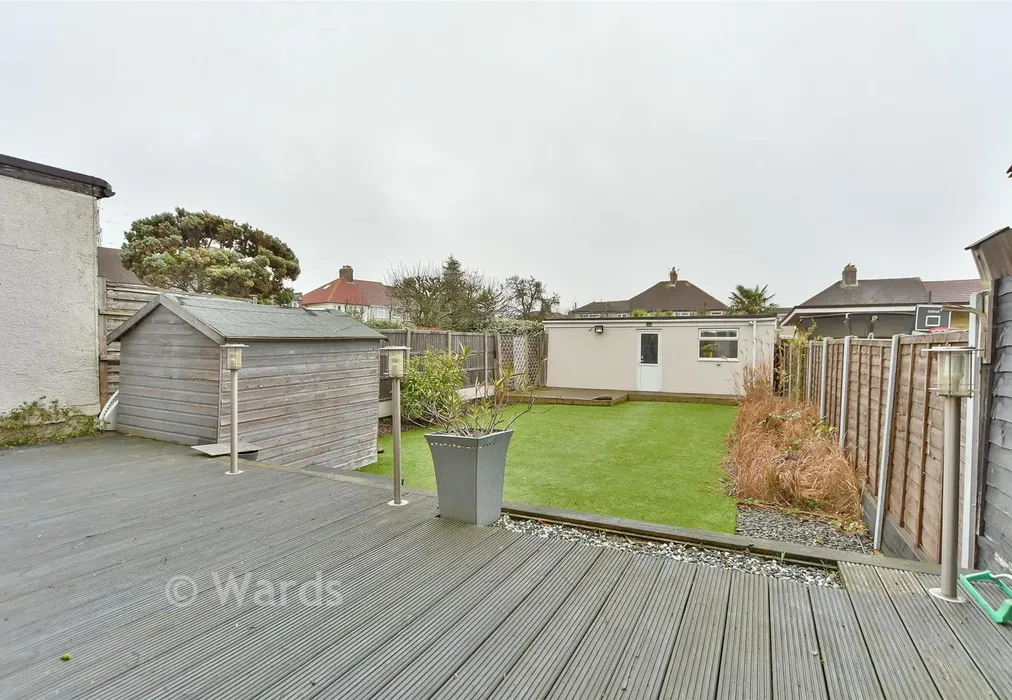 Rear Garden - Gloucester Avenue, Welling, Kent - Wards of Kent