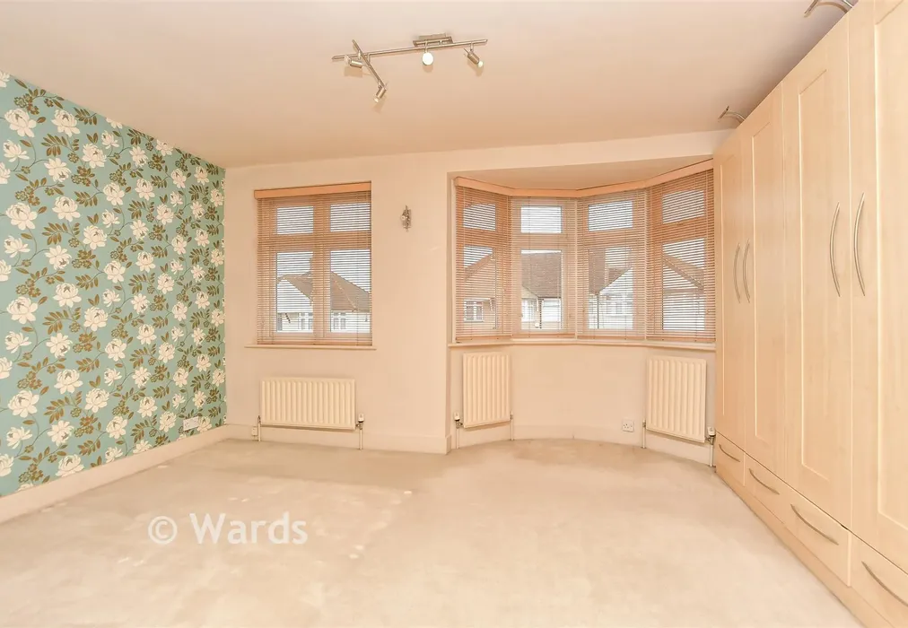 Bedroom 1 - Gloucester Avenue, Welling, Kent - Wards of Kent