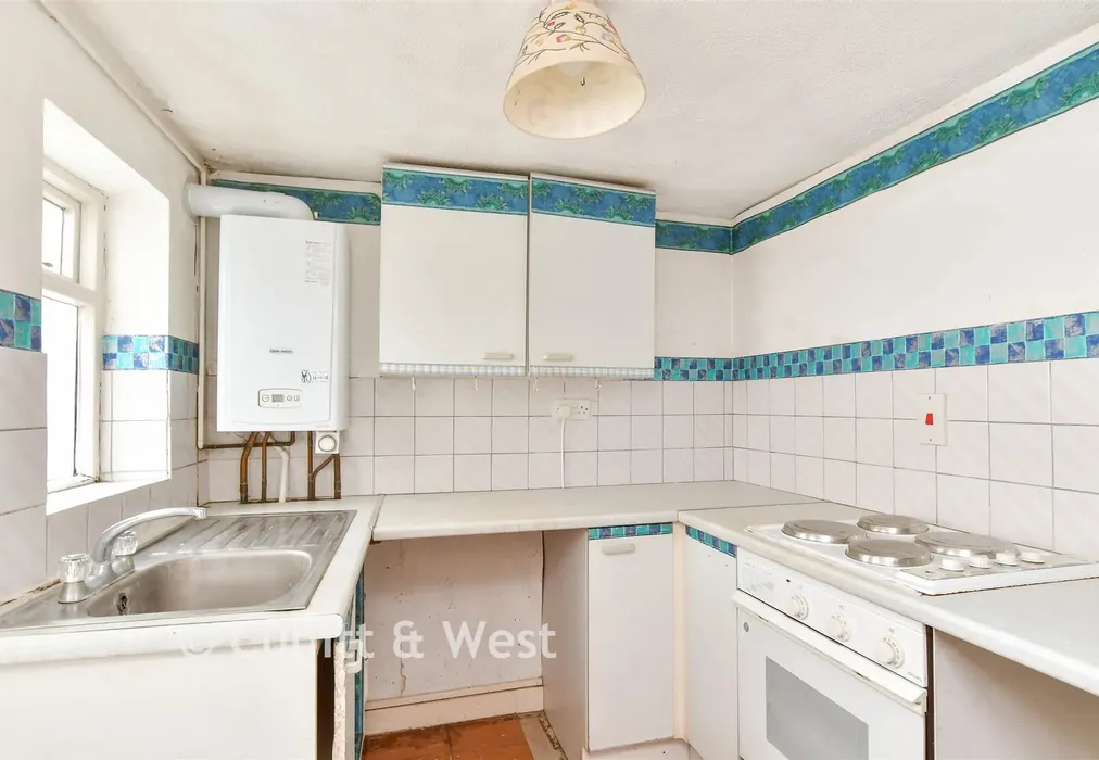Kitchen - Hampton Place, Brighton, East Sussex - Wards of Kent