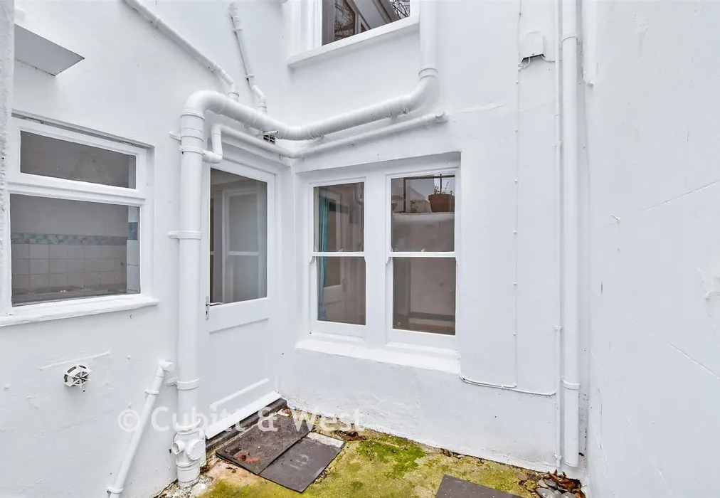 Patio / Decking - Hampton Place, Brighton, East Sussex - Wards of Kent
